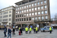 /album/protest-gegen-den-militargottesdienst-im-kolner-dom-am-17-januar-2019/a20190117-milgd-koeln-foto-intveen-7-jpg1/